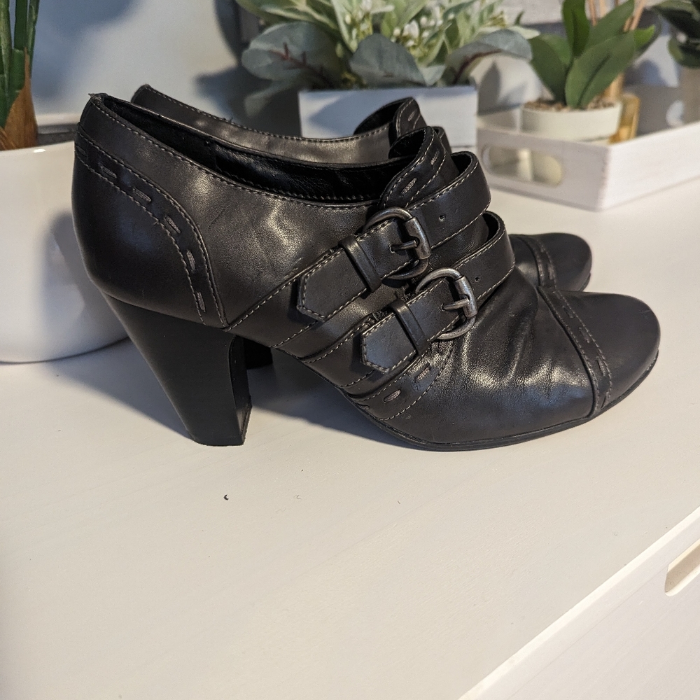 Xappeal ankle boot size 7